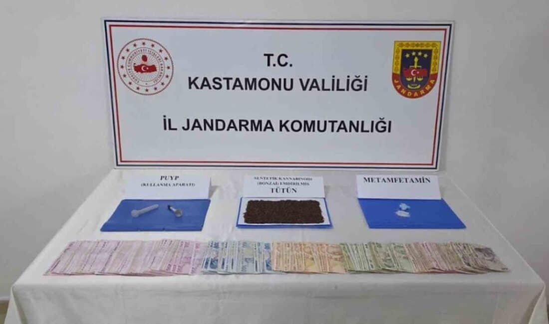Kastamonu’da düzenlenen uyuşturucu operasyonunda bir şüpheli tutuklandı! Kastamonu’nun Taşköprü ilçesinde jandarma tarafından düzenlenen uyuşturucu operasyonunda M.Ü. tutuklandı,