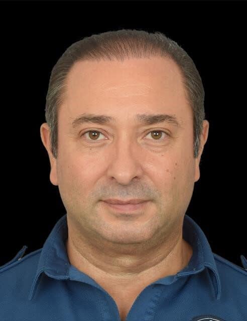Antalya’da Kavga İhbarına Giden Polis Memuru Kalp Krizi Nedeniyle Hayatını Kaybetti Antalya'da kavga ihbarına giden Polis Memuru Esat Koyuncu, kalp krizi