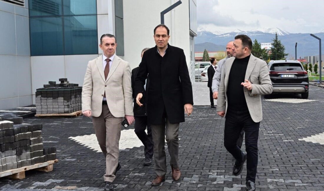 Kayseri OSB’de Sağlık Merkezi Projesi Bir Yıldan Kısa Sürede Tamamlandı Kayseri Organize Sanayi Bölgesi'nde inşası bir yıl içinde tamamlanan Sağlık