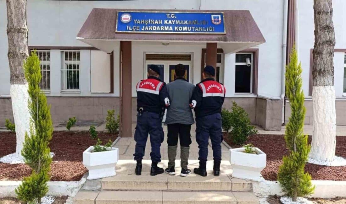 Kırıkkale Yahşihan’da Hırsızlık Suçundan Aranan Hükümlü Jandarma Tarafından Yakalandı Kırıkkale’nin Yahşihan ilçesinde jandarma, "kamu kurumlarınca eşya hırsızlığı" suçundan aranan