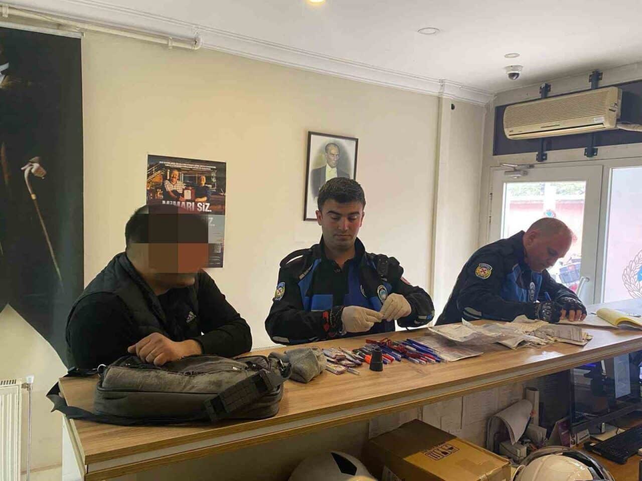 Kırklareli'nde kendini engelli olarak tanıtıp dilencilik yapan kişi zabıta ekiplerince