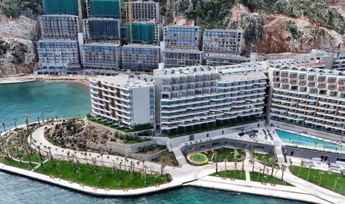 Kızılbük Thermal Wellness Resort, Mahmut Sefa Çelik'in önderliğinde Marmaris'e yıl