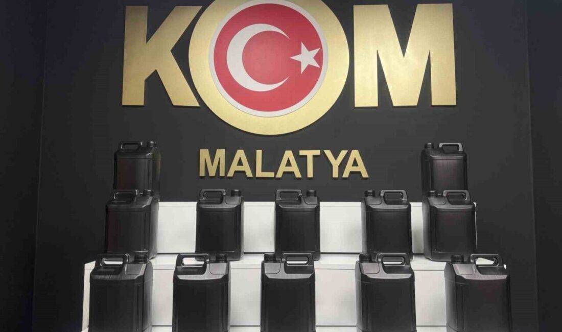 Malatya’da gerçekleştirilen operasyonda 60 litre etil alkol ile çeşitli kaçak ürünler ele geçirildi Malatya'da düzenlenen operasyonda, İl Emniyet Müdürlüğü Kaçakçılık ve Organize Suçlarla
