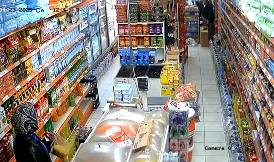 İstanbul’daki 6,2 Büyüklüğündeki Deprem, Marketteki Müşterileri Panikle Dışarı Fırlattı İstanbul'da meydana gelen 6,2 büyüklüğündeki deprem sırasında Sultangazi'deki bir markette