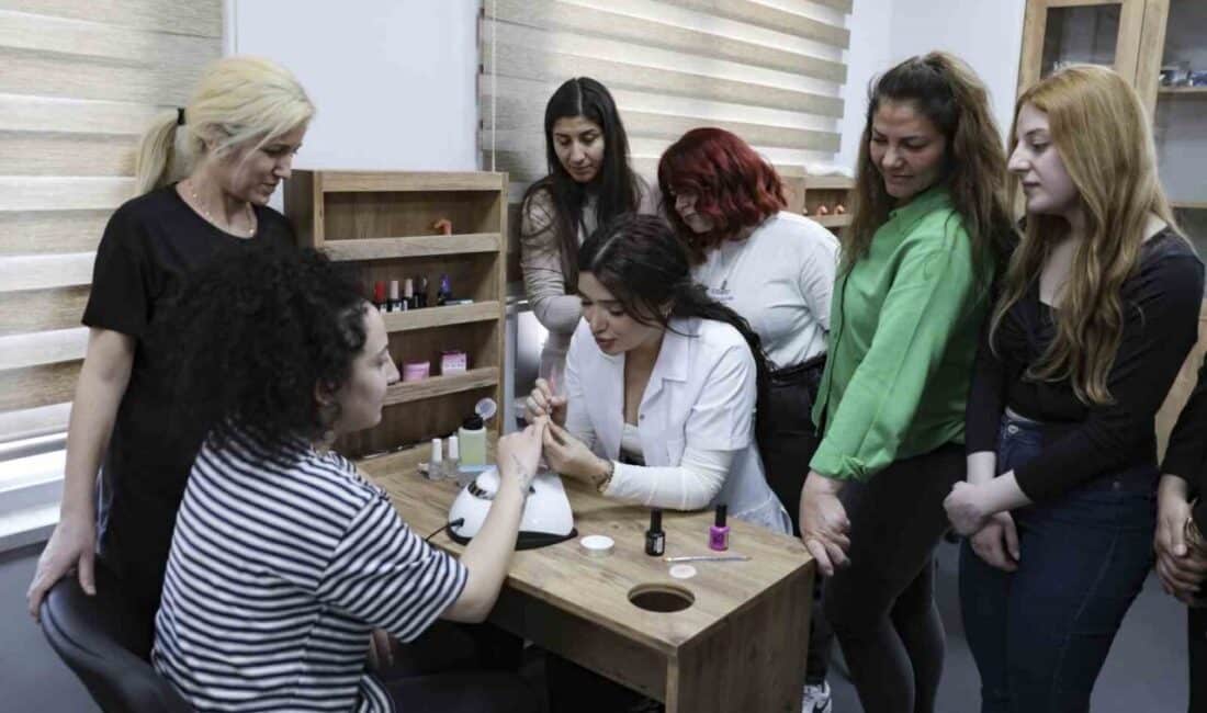 Mersin Büyükşehir Belediyesi, Halkkent MERCEK'te kadın istihdamını artırmak için 'Protez