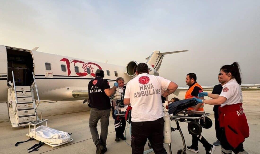 Mersin'de tedavi gören 11 yaşındaki H.Ç. acil durumu nedeniyle ambulans