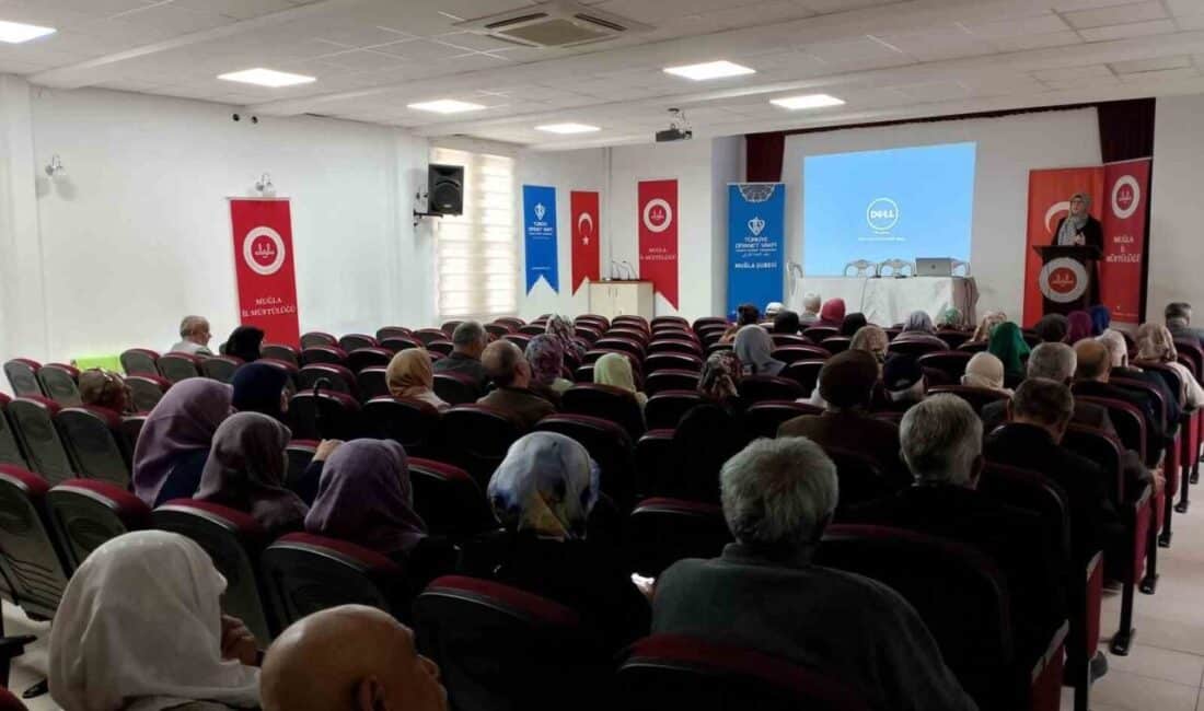 2025 yılı hac organizasyonu çerçevesinde Muğla'da düzenlenen hac seminerleri, yoğun