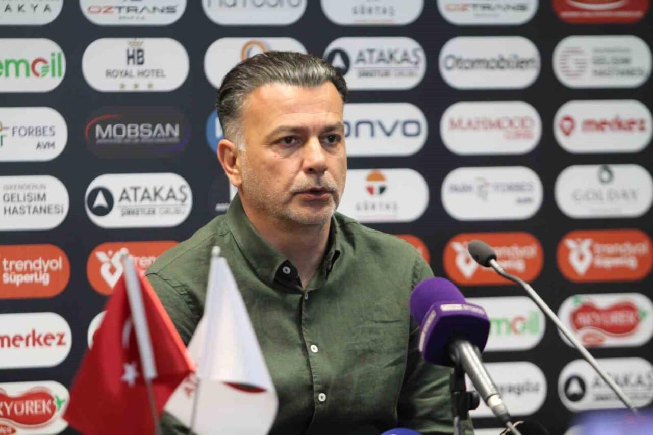 Atakaş Hatayspor Teknik Direktörü Murat Şahin, Eyüpspor'a 1-0 kaybettikleri maç