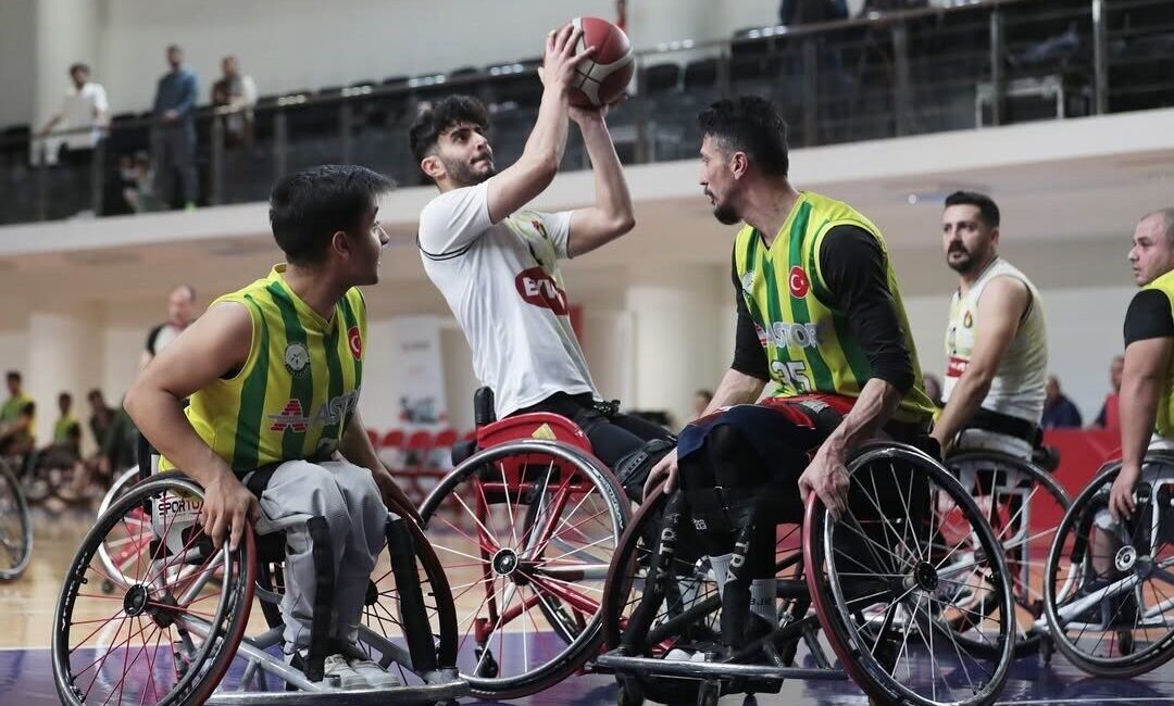 Muşlu Sporcu Sabır Korkmaz, U23 Tekerlekli Sandalye Basketbol Milli Takım Kampına Seçildi! Muşlu sporcu Sabır Korkmaz, U23 Tekerlekli Sandalye Basketbol Milli Takımı