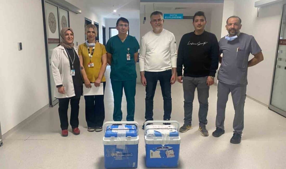 Niğde’de 80 yaşındaki hasta, beyin kanseri nedeniyle hayatını kaybettikten sonra böbrekleriyle iki hastaya hayat oldu. Niğde'de 80 yaşındaki hipertansiyon hastası beyin kanaması nedeniyle hayatını kaybetti.
