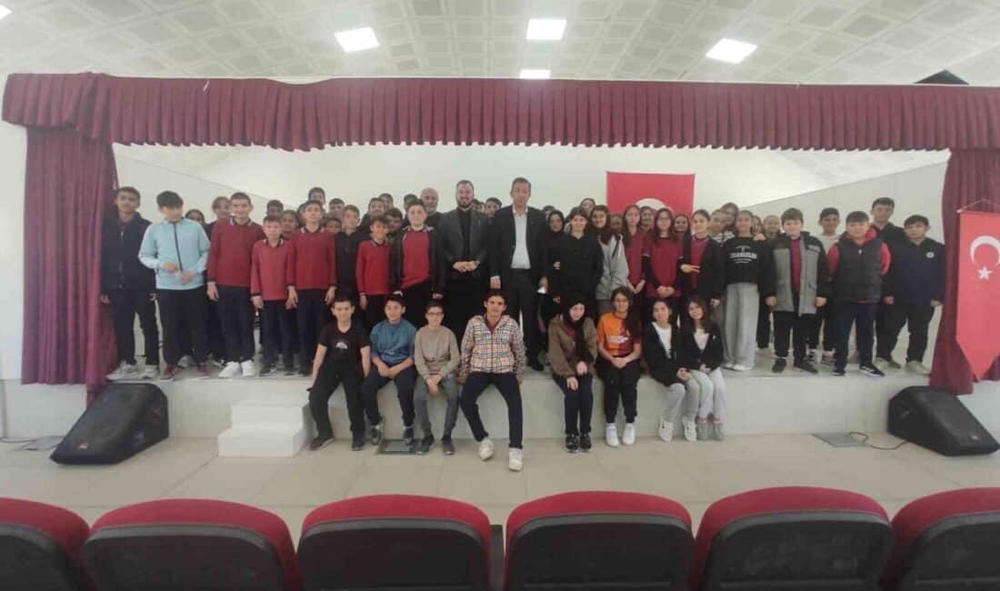 Maver Kemal Arsoy Ortaokulu’nda Hukukçular Kariyer Tanıtım Günleri Düzenlendi Afyonkarahisar Maver Kemal Arsoy Ortaokulu'nda düzenlenen kariyer tanıtım günlerinde, Türk