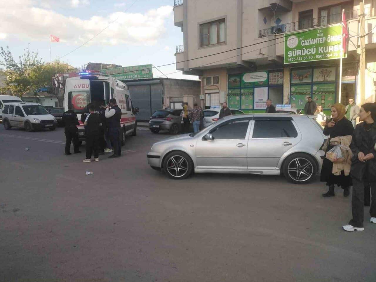 Gaziantep’in Yavuzeli ilçesinde otomobile arkadan çarpan motosikletin sürücüsü Muzaffer Y.