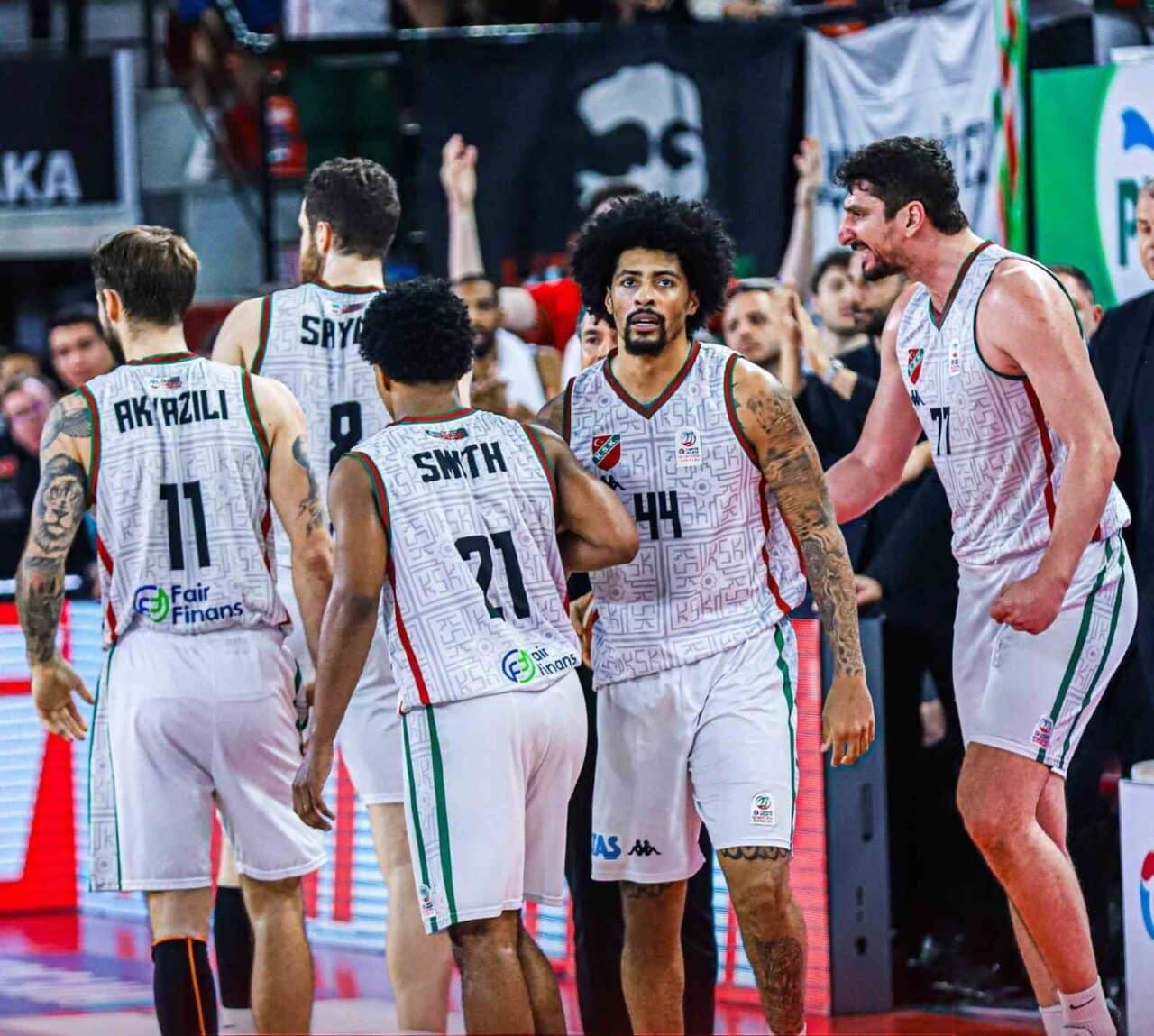 Karşıyaka ve Aliağa Petkimspor, Basketbol Süper Ligi'nde yarın saat 18.00'de