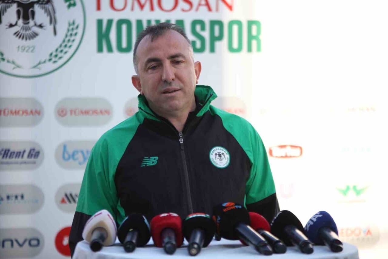 Konyaspor Teknik Direktörü Recep Uçar, Ziraat Türkiye Kupası Yarı Finali'nde