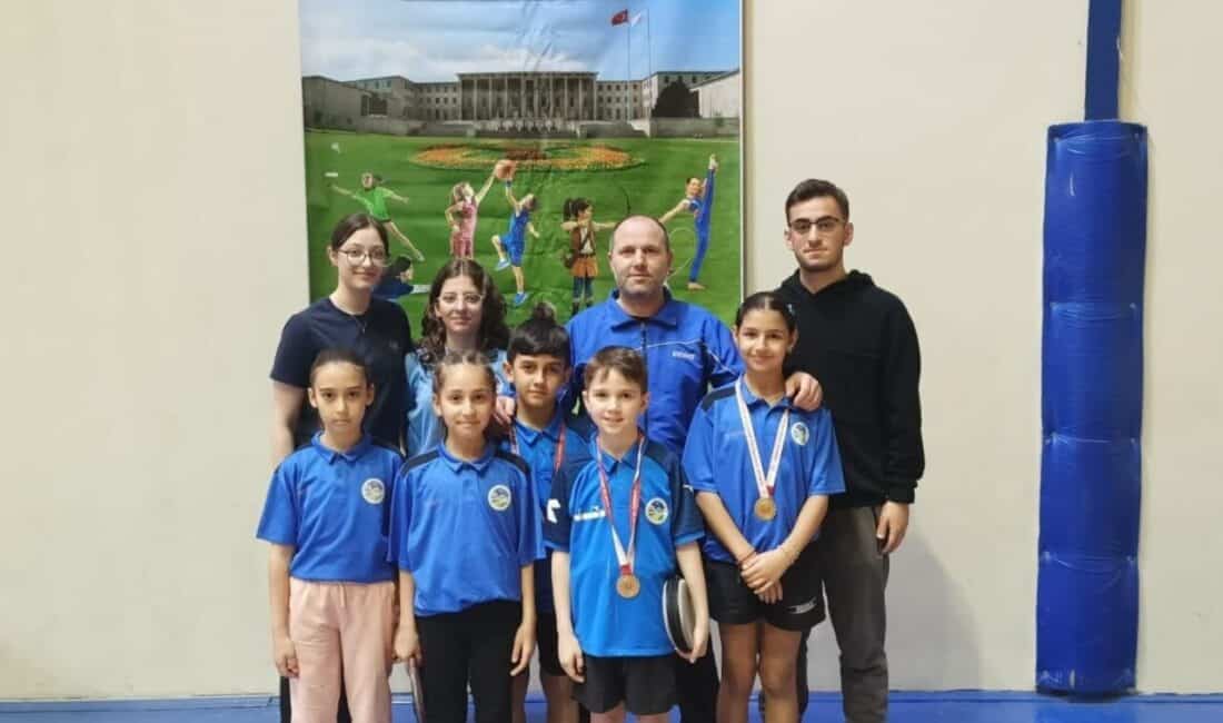 Sakarya Büyükşehir Belediyesi Masa Tenisi Takımı, TBMM 23 Nisan Spor Kupası’nda İl Birinciliği Müsabakalarında Başarıya İmza Attı Sakarya Büyükşehir Belediyesi'nin masa tenisi takımı, TBMM 23 Nisan Spor