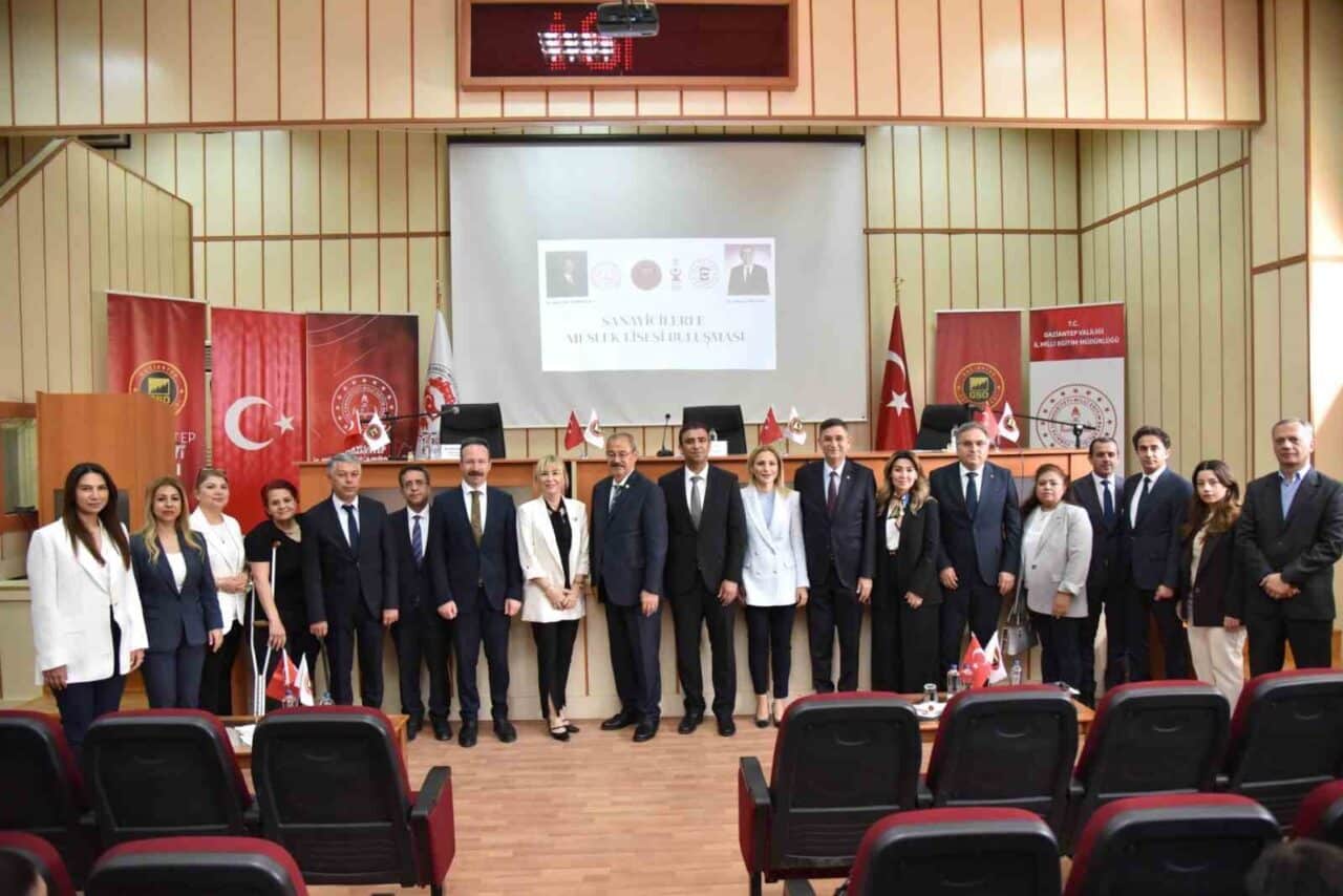 Gaziantep’te "Sanayicilerle Meslek Lisesi Buluşması" adlı etkinlik, Gaziantep İl Milli
