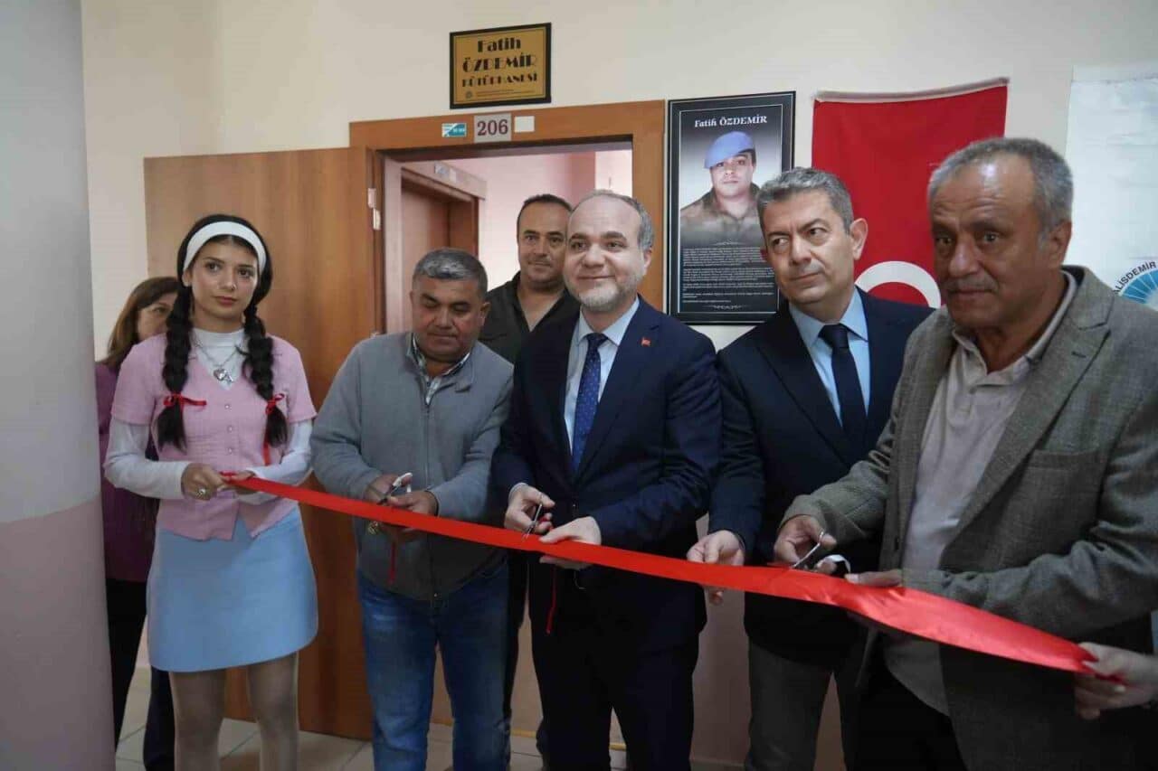 Niğde Ömer Halisdemir Üniversitesi, şehit Uzman Çavuş Fatih Özdemir anısına