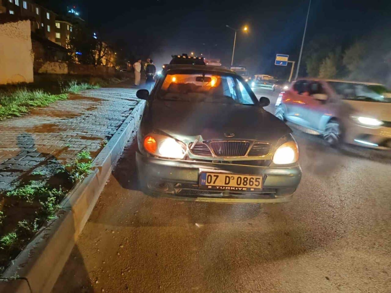 Eskişehir'deki bir trafik kazasında, A.İ. yönetimindeki motosiklet, şerit değiştirirken S.Y.'ye