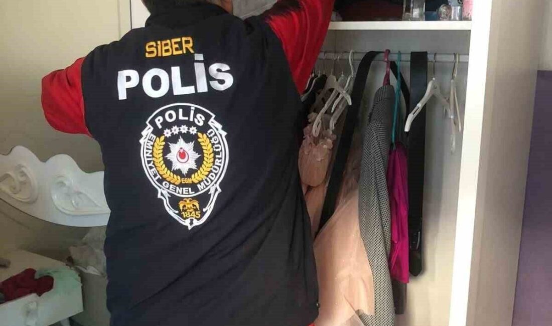 Balıkesir’de Sosyal Medya Üzerinden Dolandırıcılık Yapan Şüpheliler Yakalandı Balıkesir'de dolandırıcılık yapan 6 kişi, Siber Suçlarla Mücadele Şube Müdürlüğü