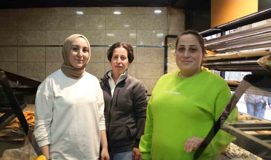 Giresun Bulancak’taki simit ustası Ebru Öztürk, mesleğini ağabeyinden öğrenip kadınlara