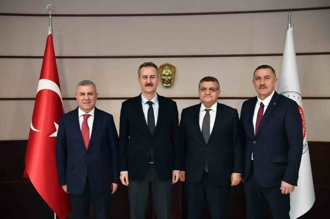 AK Parti Sinop Milletvekili Dr. Nazım Maviş, Vali Mustafa Özarslan