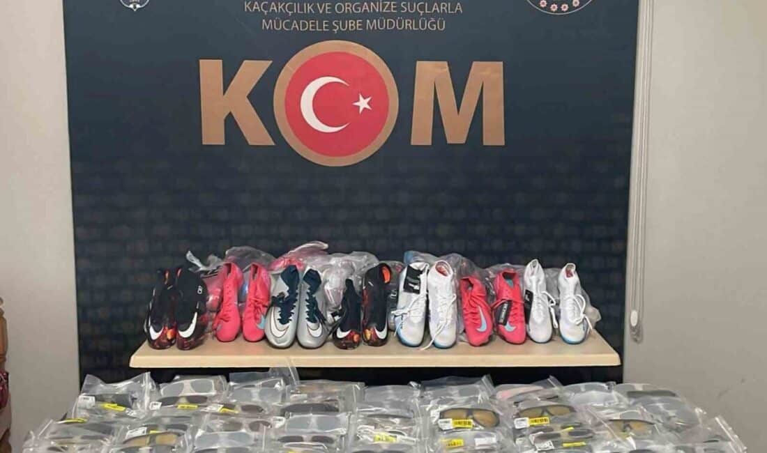 Şırnak’ta son bir haftada düzenlenen operasyonlarda 29 kişi gözaltına alındı, 1’i tutuklandı. Şırnak'ta gerçekleştirilen operasyonlarda 29 şüpheli gözaltına alındı, bunlardan 1'i tutuklandı.