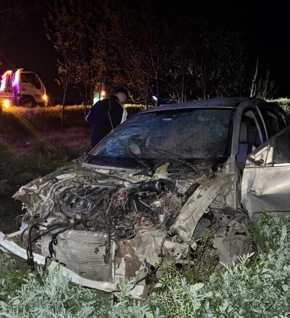 Sakarya’da kontrolden çıkan otomobil tarlaya uçtu, 4 kişi yaralandı Sakarya'nın Söğütlü ilçesinde M.S.B.'nin kullandığı otomobil kontrolden çıkarak tarlaya uçtu