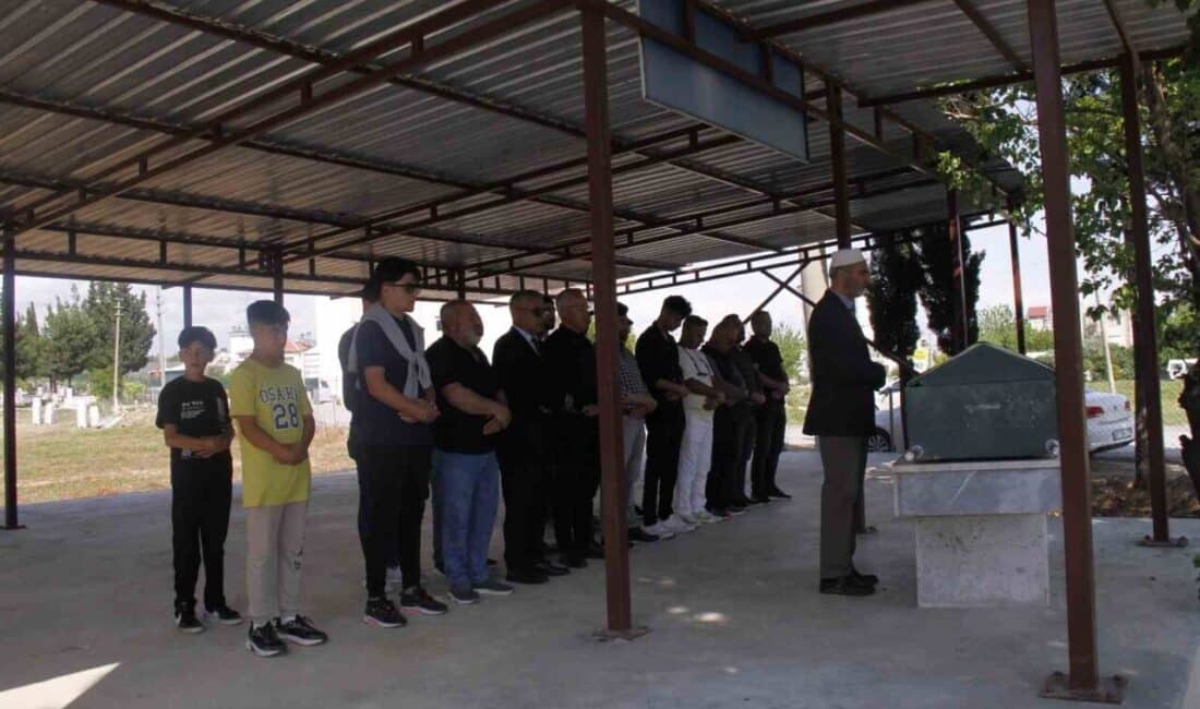 Serik’te Kaybolan 13 Yaşındaki Sefa’nın Cenazesi Gözyaşlarıyla Toprağa Verildi Antalya’nın Serik ilçesinde kaybolduktan sonra su kanalında cansız bedeni bulunan