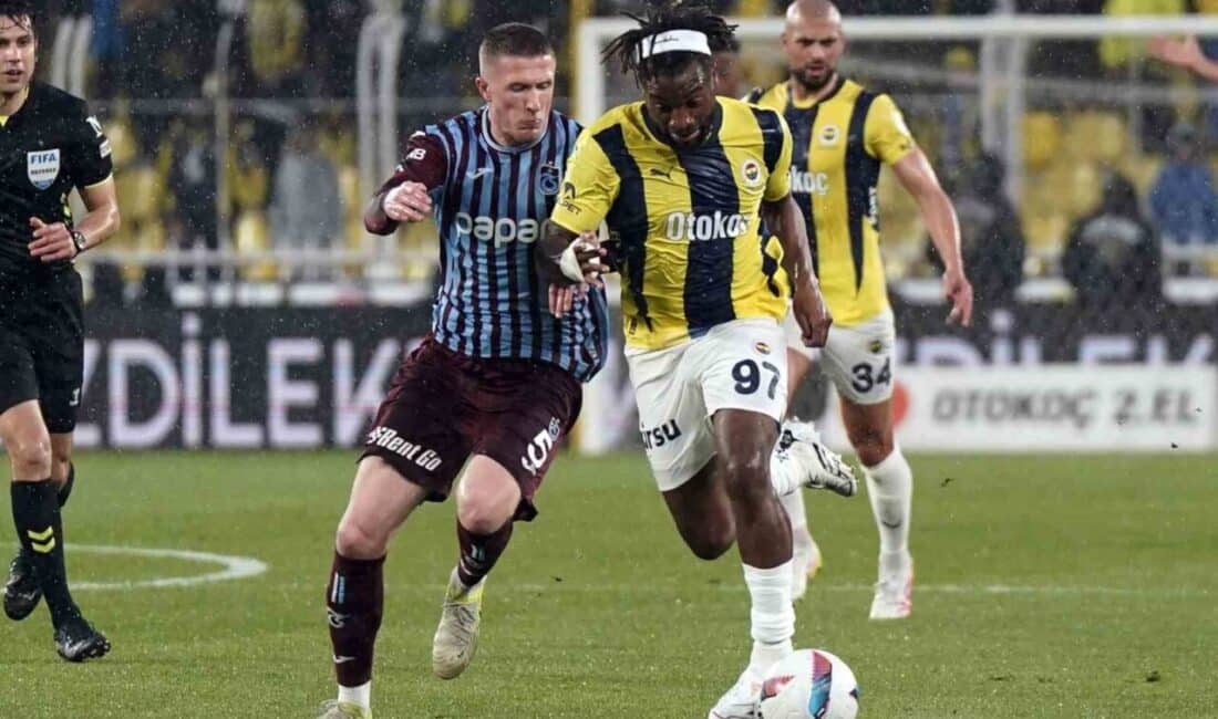 Trendyol Süper Lig'in 30. haftasında Fenerbahçe, Trabzonspor'u 4-1 yenerek puanını