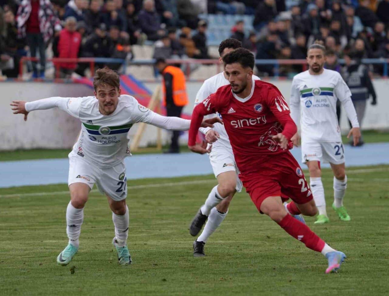 TFF 3. Lig 4. Grup 28. hafta maçında Kırıkkale FK,