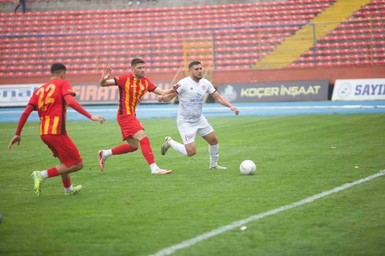 TFF 3. Lig 21. hafta erteleme maçında Zonguldakspor FK, evinde