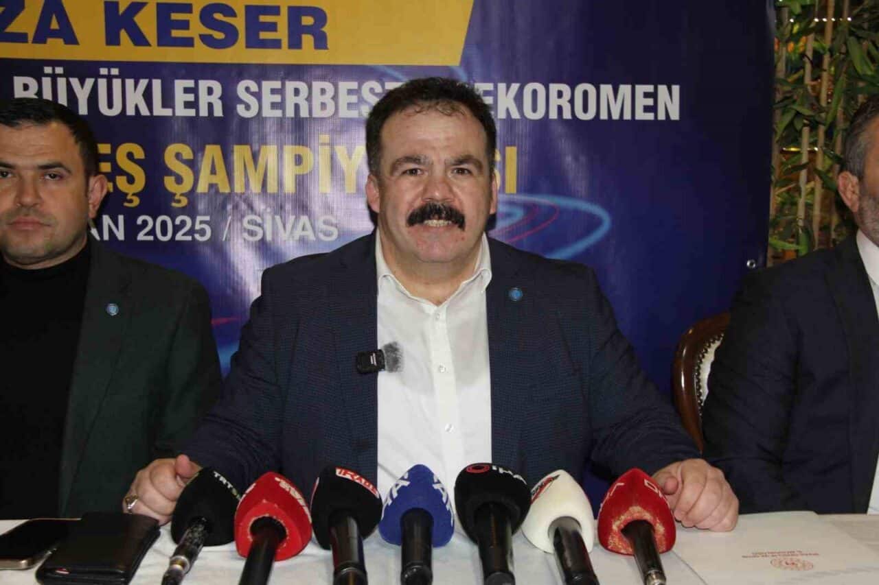 Türkiye İşitme Engelliler Spor Federasyonu Başkanı Dursun Gözel, Sivas’ta düzenlenecek