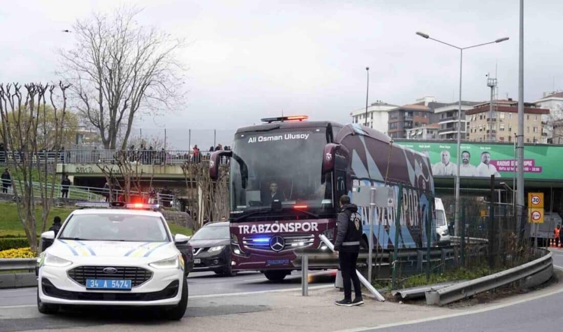 Trabzonspor, Fenerbahçe ile Karşılaşmak Üzere Ülker Stadyumu’na Ulaştı Trabzonspor, Trendyol Süper Lig'in 30. haftasında Fenerbahçe ile oynayacağı maça