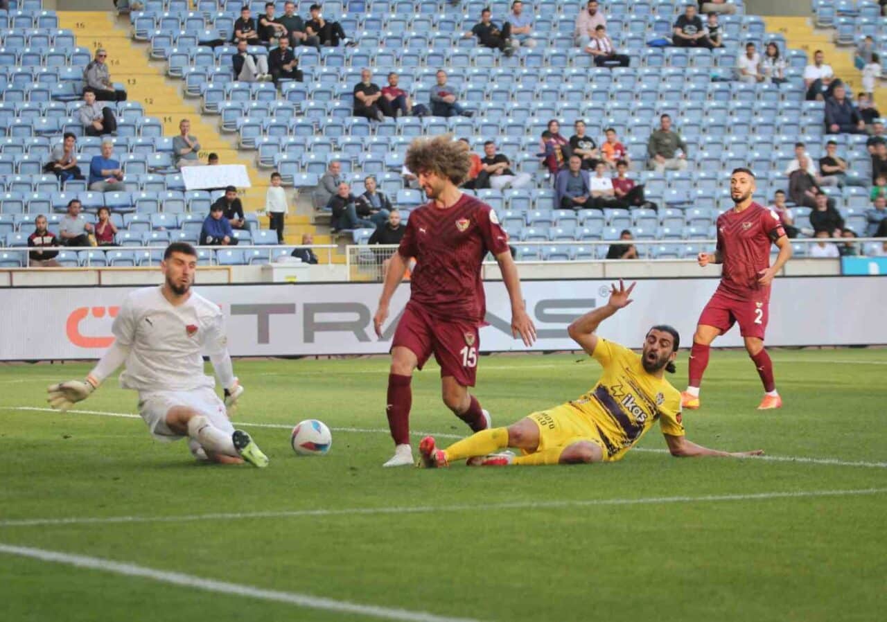 Trendyol Süper Lig 30. haftasında Atakaş Hatayspor, Eyüpspor'a 1-0 yenildi.
