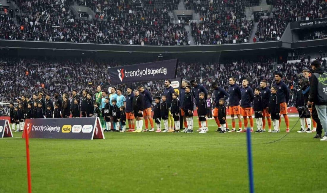 Beşiktaş, Trendyol Süper Lig’in 31. haftasında Başakşehir’i ağırlıyor; İlk 15 dakika golsüz tamamlandı. Trendyol Süper Lig'in 31. haftasında Beşiktaş, evinde Başakşehir ile mücadele