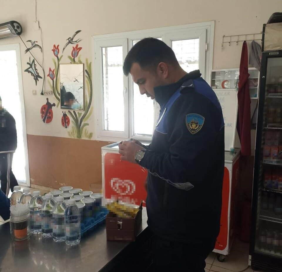 Turgutlu Belediyesi Zabıta Müdürlüğü, okul kantinlerinde sağlık ve hijyen denetimleri