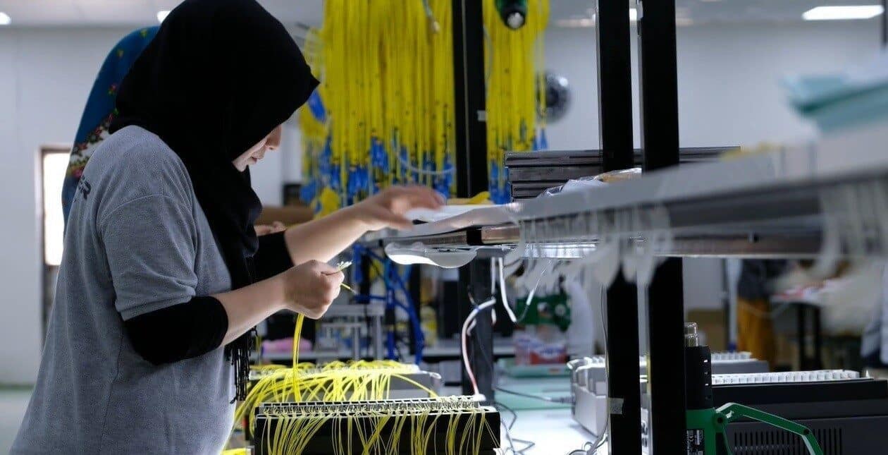 Türkiye İstatistik Kurumu (TÜİK) verilerine göre, 2025 Şubat ayında sanayi,