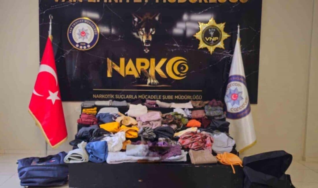 Van’da uyuşturucu operasyonunda 48 kilogram uyuşturucu madde yakalandı Van'da narkotik ekipleri, uyuşturucu madde ticareti yapanlara yönelik operasyonlarda 48