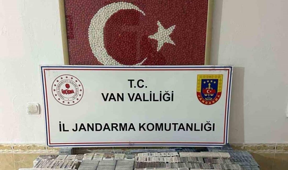 Van’da Jandarma Operasyonu: Kaçak Sigara ve Tüfekler Ele Geçirildi Van'da jandarma, yürüttüğü çalışmalar neticesinde 36 olayda 56 kişiyi yakaladı.