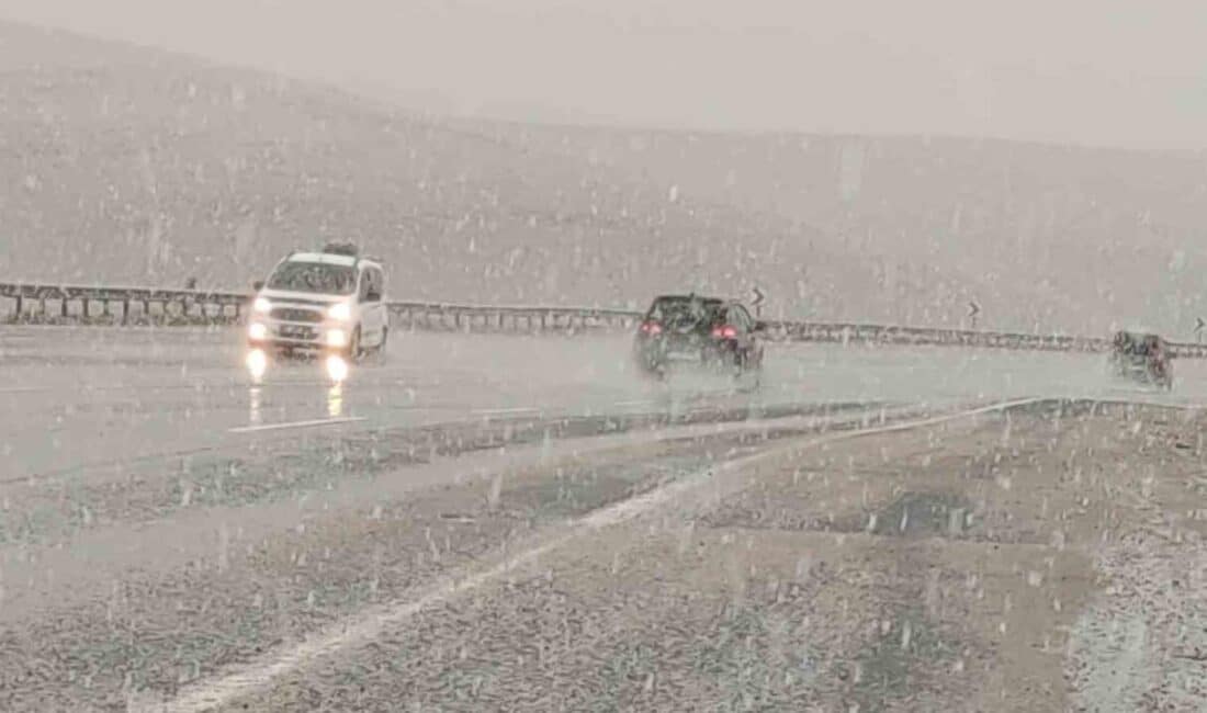 Van’da zorlu geçen kışın ardından baharın gelmesini bekleyen vatandaşlar, Nisan