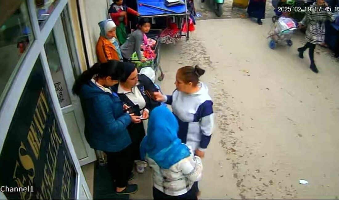Adana'da semt pazarında E.Ç. ve M.A. isimli iki kadın, alışveriş