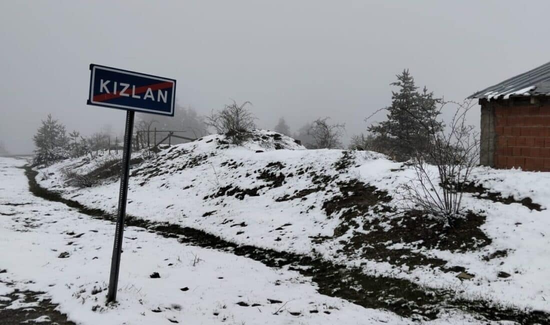 Alaçam’da Kar Yağışı Doğayı Beyaza Bürüdü Samsun'un Alaçam ilçesinin yüksek kesimlerinde sabah saatlerinde başlayan kar yağışı,