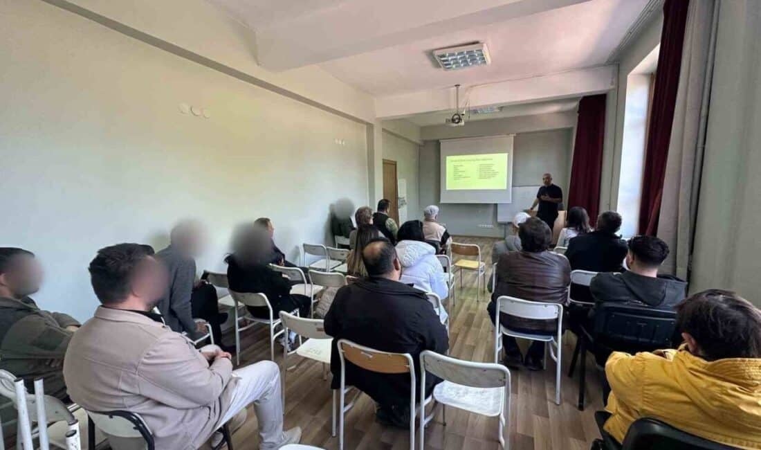 Eskişehir’de Organ Bağışı Üzerine Seminer Düzenlendi Eskişehir Denetimli Serbestlik Müdürlüğü, Odunpazarı İlçe Sağlık Müdürlüğü ile işbirliği
