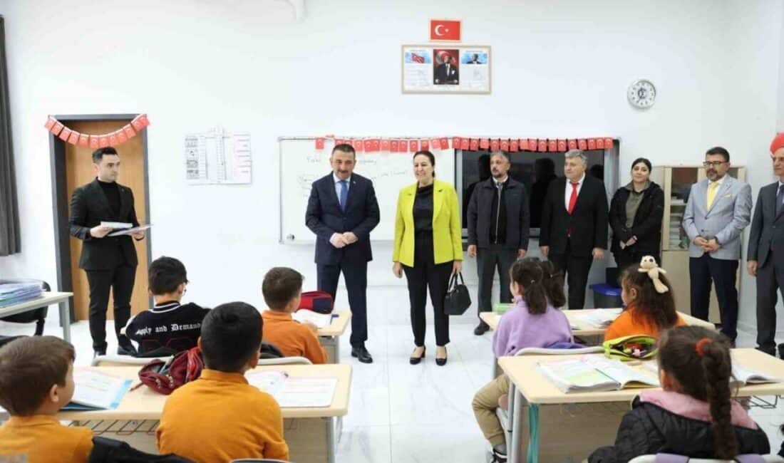 Zonguldak’taki öğrencilere bilim dergisi dağıtımı için proje başlatıldı Zonguldak'ta anaokulu ve ilkokul öğrencilerine dergi dağıtımı için İl Millî