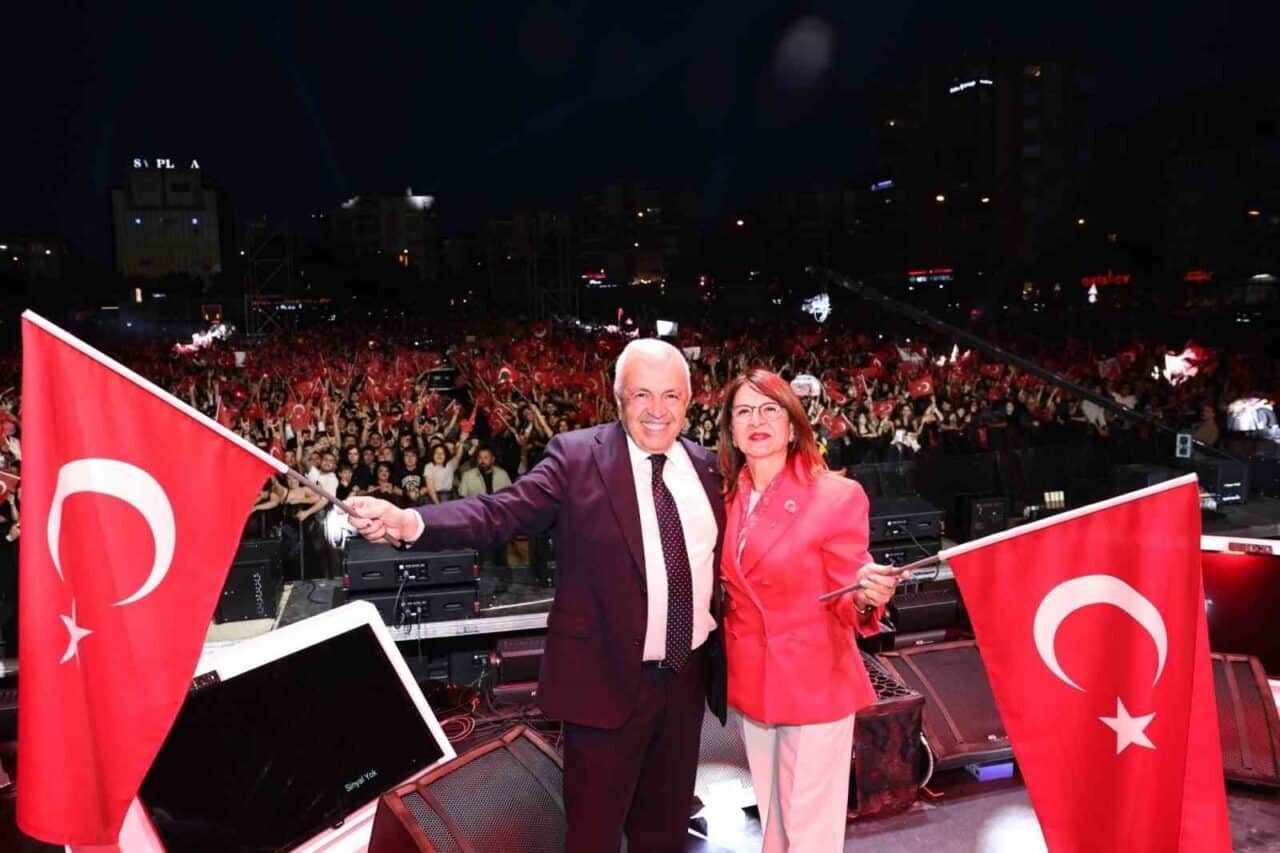 19 Mayıs Atatürk'ü Anma ve Gençlik Bayramı, Nilüfer'de binlerce kişinin