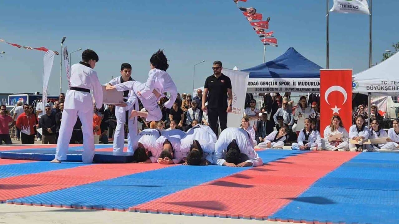 Tekirdağ’da 19 Mayıs Atatürk’ü Anma, Gençlik ve Spor Bayramı, Vali