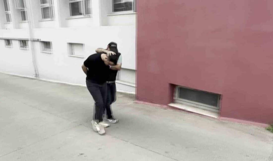 Adana'da uyuşturucu ticareti yapan ve hapis cezası bulunan 8 kişi,