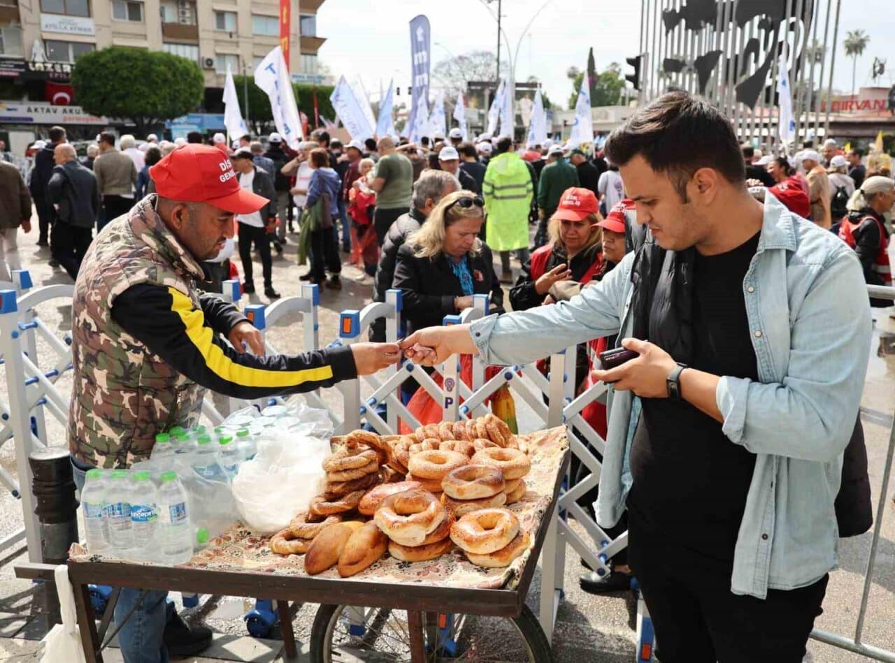 Adana’da 1 Mayıs Emek ve Dayanışma Günü, sivil toplum kuruluşları