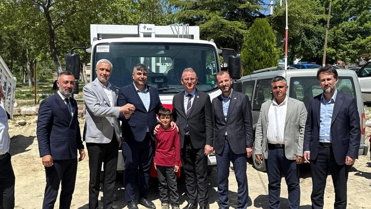 AK Parti Kütahya Milletvekili Adil Biçer, Milletvekilleri İsmail Çağlar Bayırcı