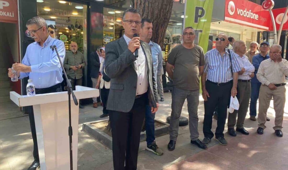 CHP Genel Başkanı Özgür Özel'e yapılan saldırıya Alaşehir'den kınama geldi.